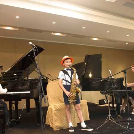 SAXOPHONE - 12 lessons Course (30 min, IND)