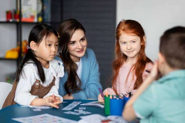 Creative Book Club / PHILISOPHY LAB - program for kids (8 - 10 y.o.) - 60 min Trial Lesson (GROUP)