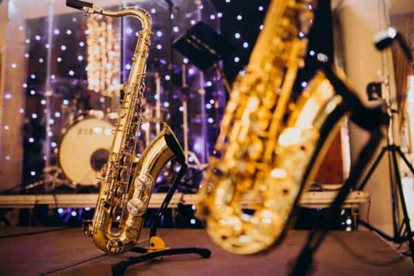 SAXOPHONE - 24 lessons Course (45 min, IND)